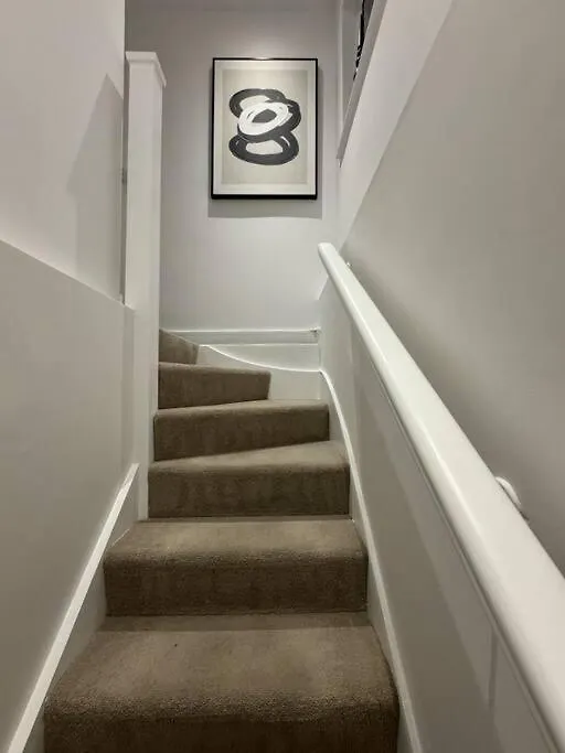 Apartment Luxxe 2Br 2Ba Duplex 5 Mins From Hither Green St - 65C London